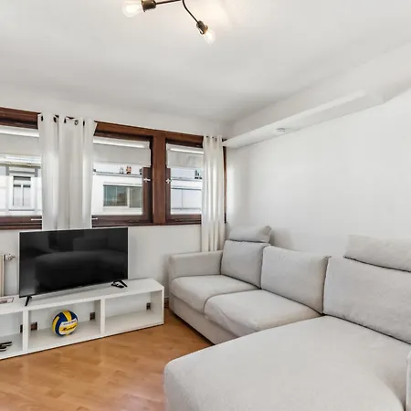 Apartment In Fuer 4 Personen- 50m2, 2 Zi, 4 Einzelbetten, Free Kaffee, Wifi & Parking - 24h Check In Gifhorn
