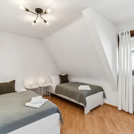 In Fuer 4 Personen- 50m2, 2 Zi, 4 Einzelbetten, Free Kaffee, Wifi & Parking - 24h Check In Apartment Gifhorn